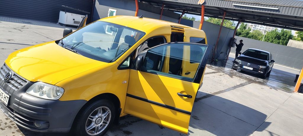 Volkswagen caddy life