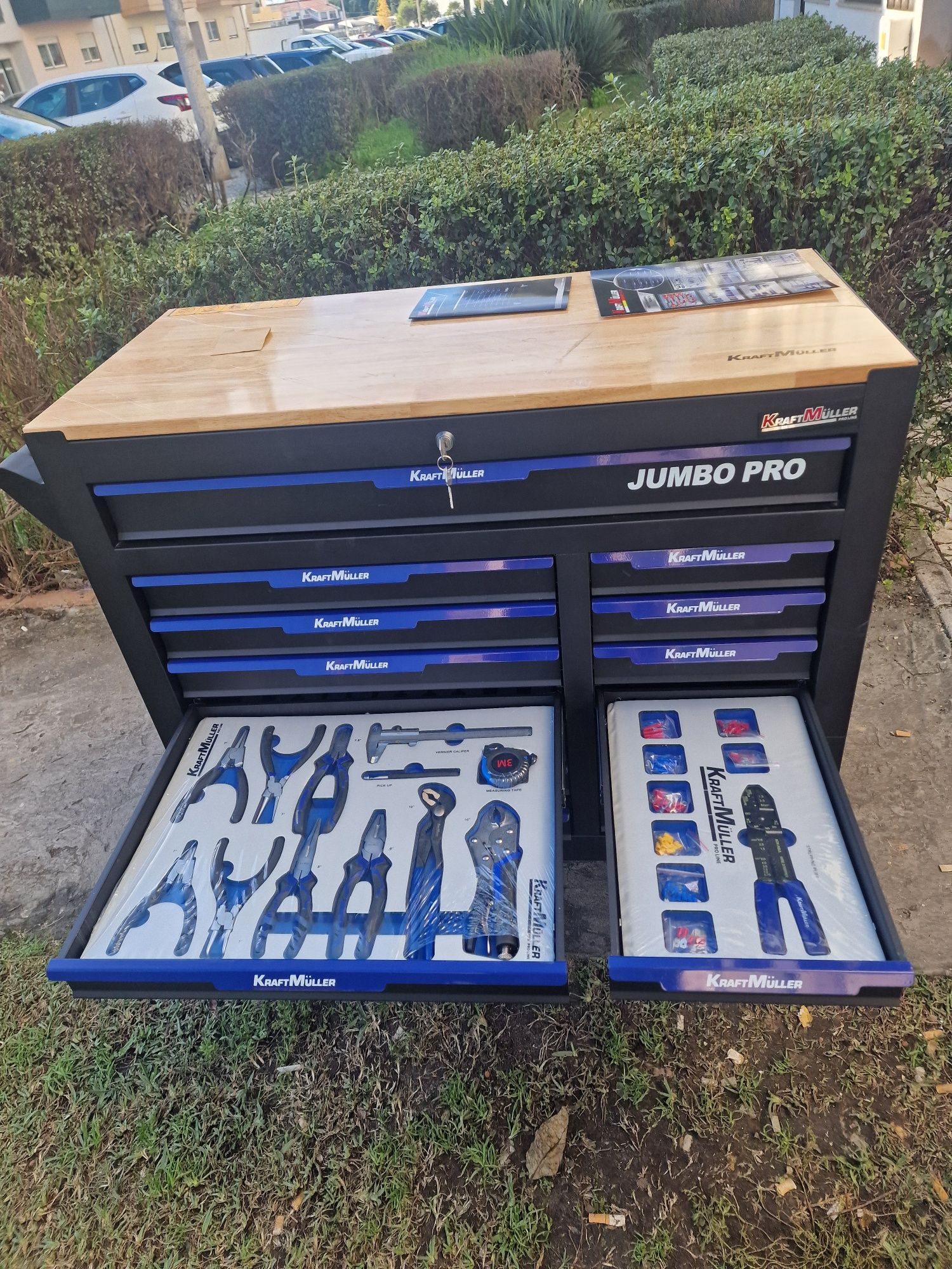 Carrinho de ferramenta XXXL JUMBO PRO 11 gavetas completas novo