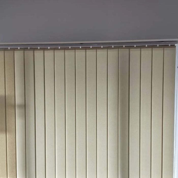 Żaluzje pionowe, verticale, wertikale.