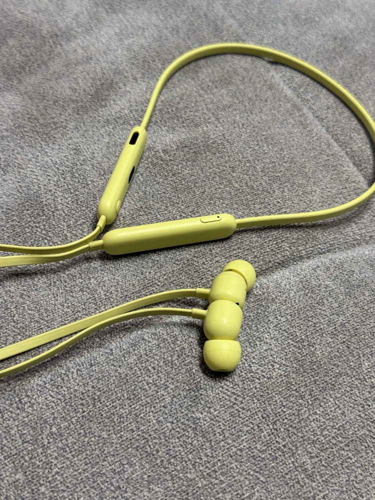 Beats flex sluchawki malo uzywane, 100% sprawne, PL