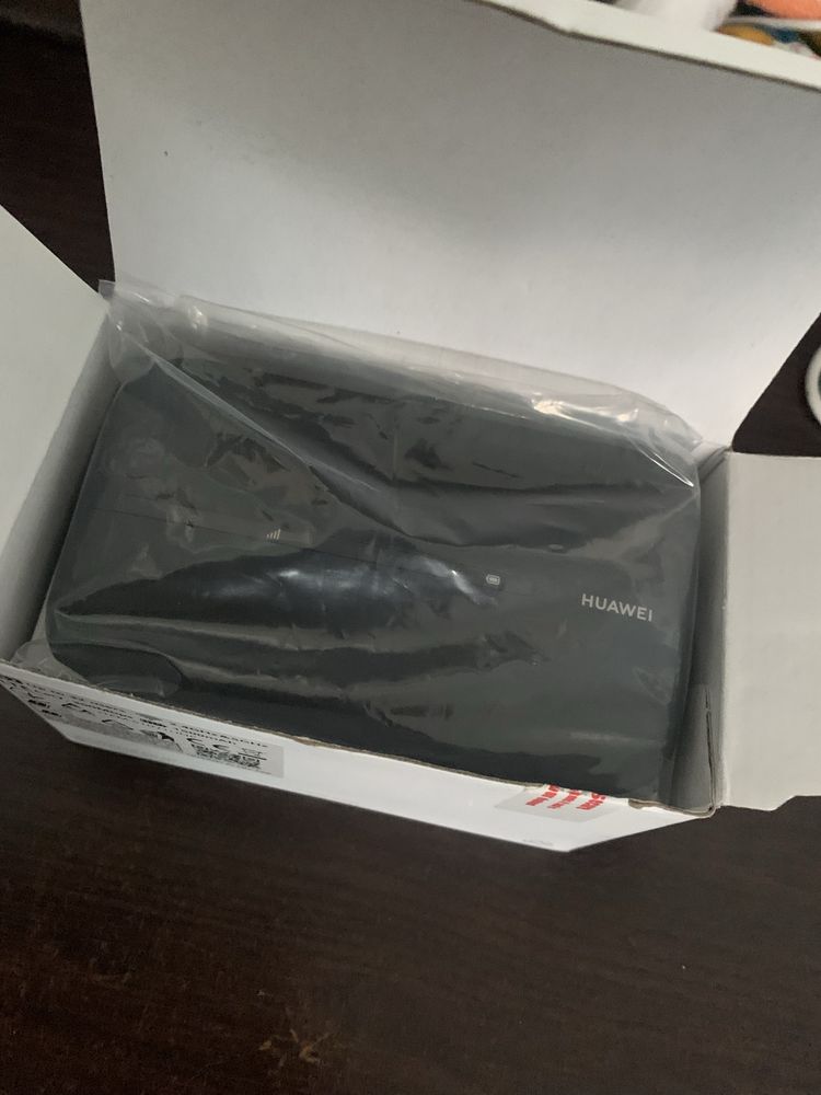 Bezprzewodowy do 32 uzytkownikow Router Huawei E5783,230a