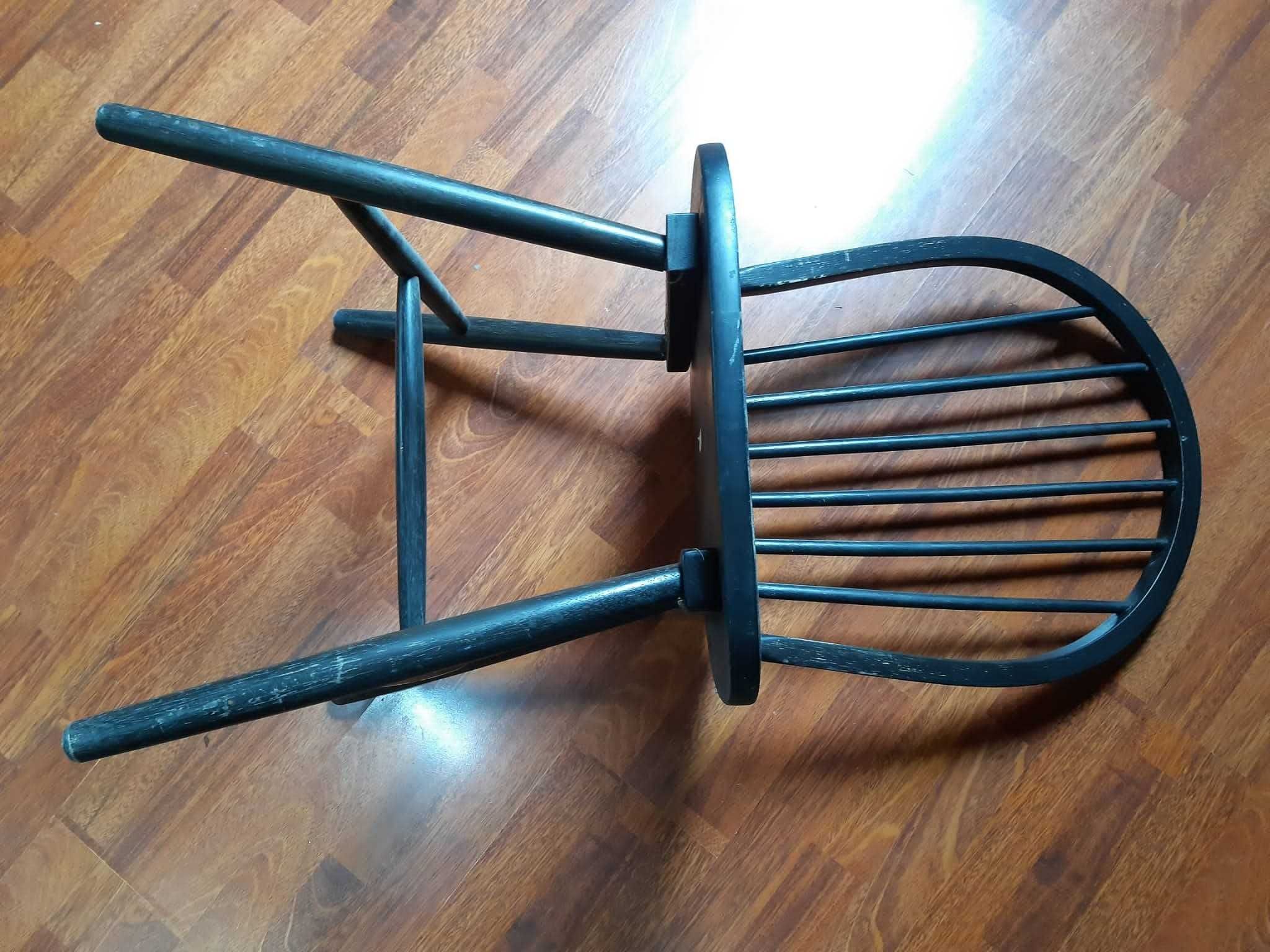 Krzesło z drewna w stylu windsor Megan. Stara IKEA.