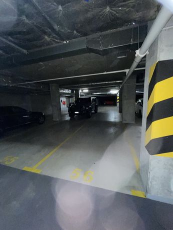 Wynajmę podziemne miejsce parkingowe pl. Przymierza/Francuska