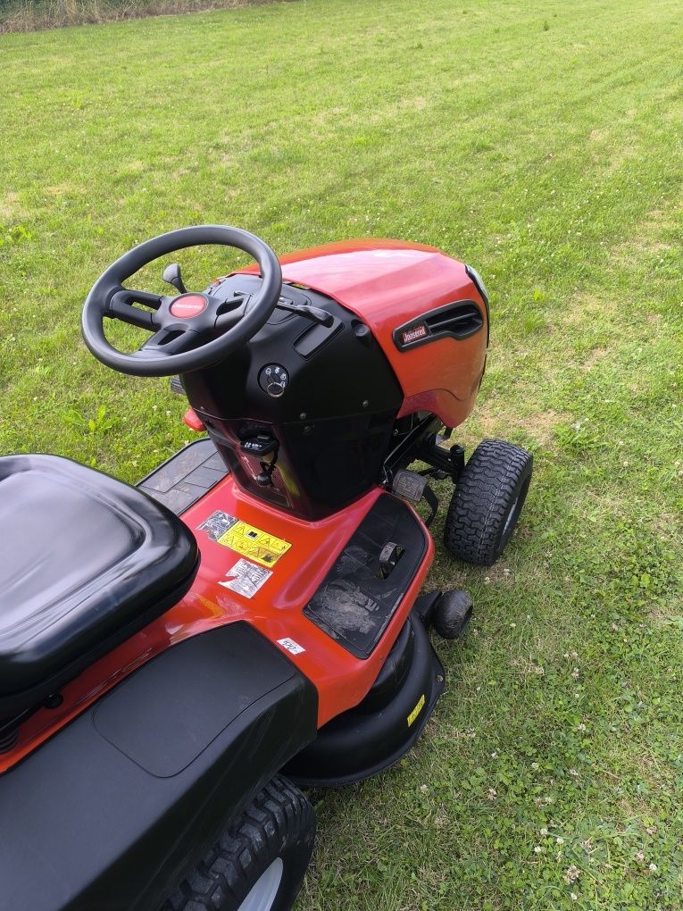 Traktorek kosiarka JONSERED HUSQVARNA Briggs Stratton 18km 2cylindry