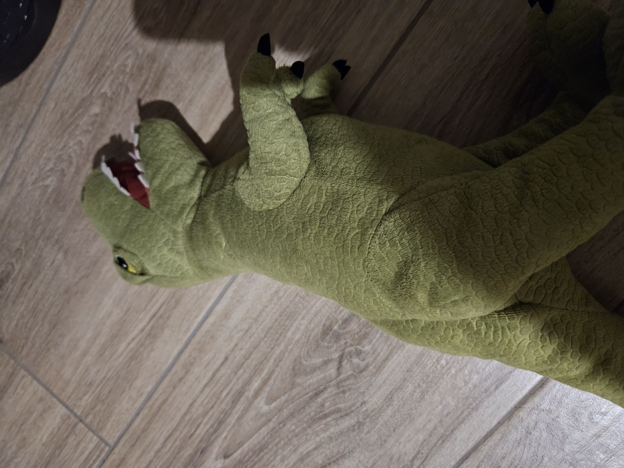 Pluszowy dinozaur rex