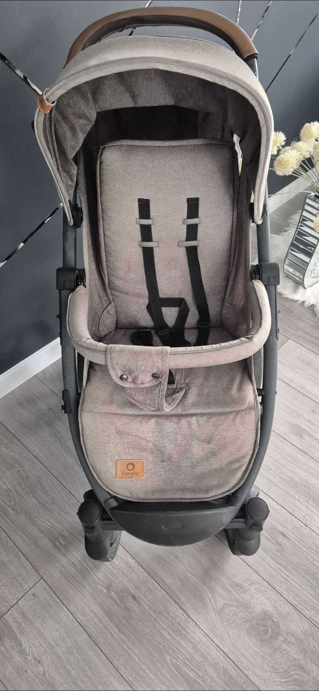 Wózek spacerowy Lionelo