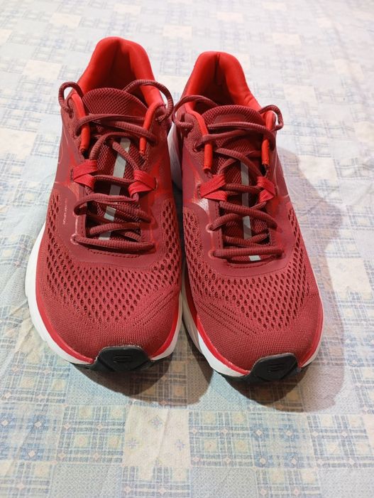 Мужские кроссовки