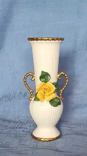 Porcelanowy wazon, pozłacany, sygnowany, Niemcy