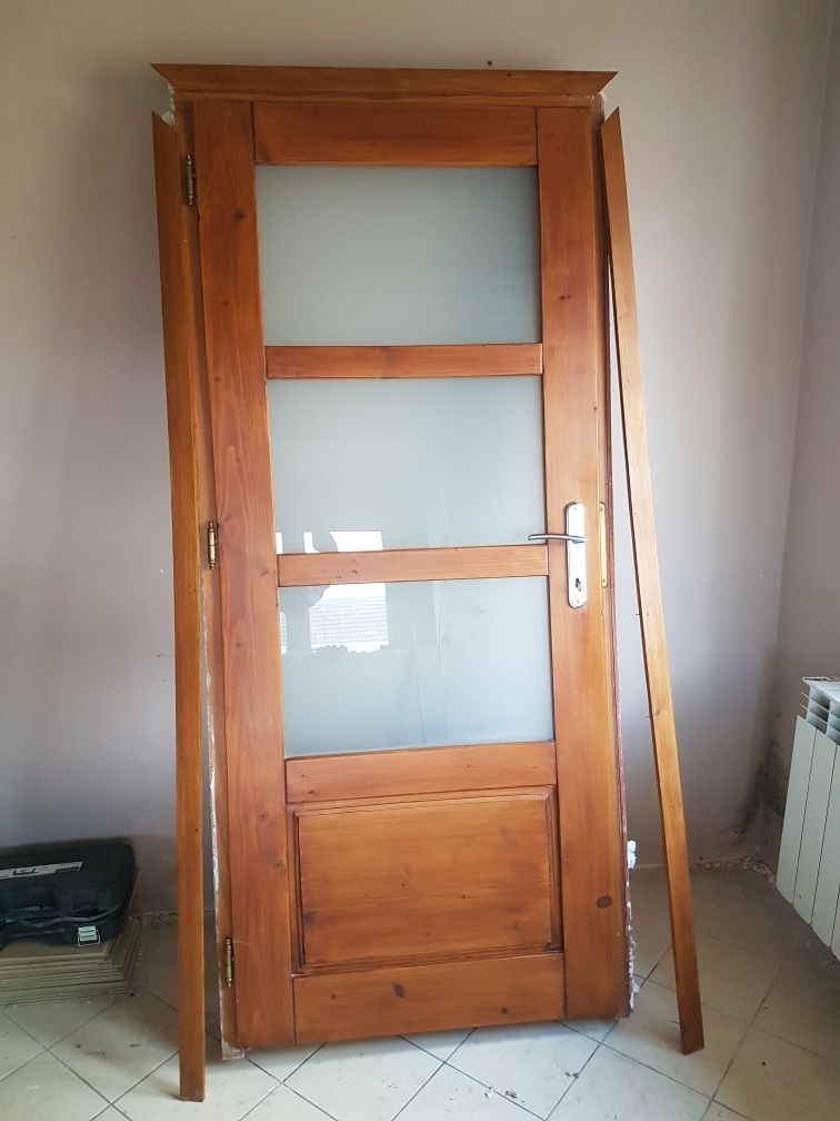 Drzwi drewniane pełne z jodły