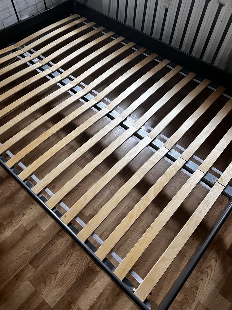 REZERWACJA Łóżko metalowa rama ikea