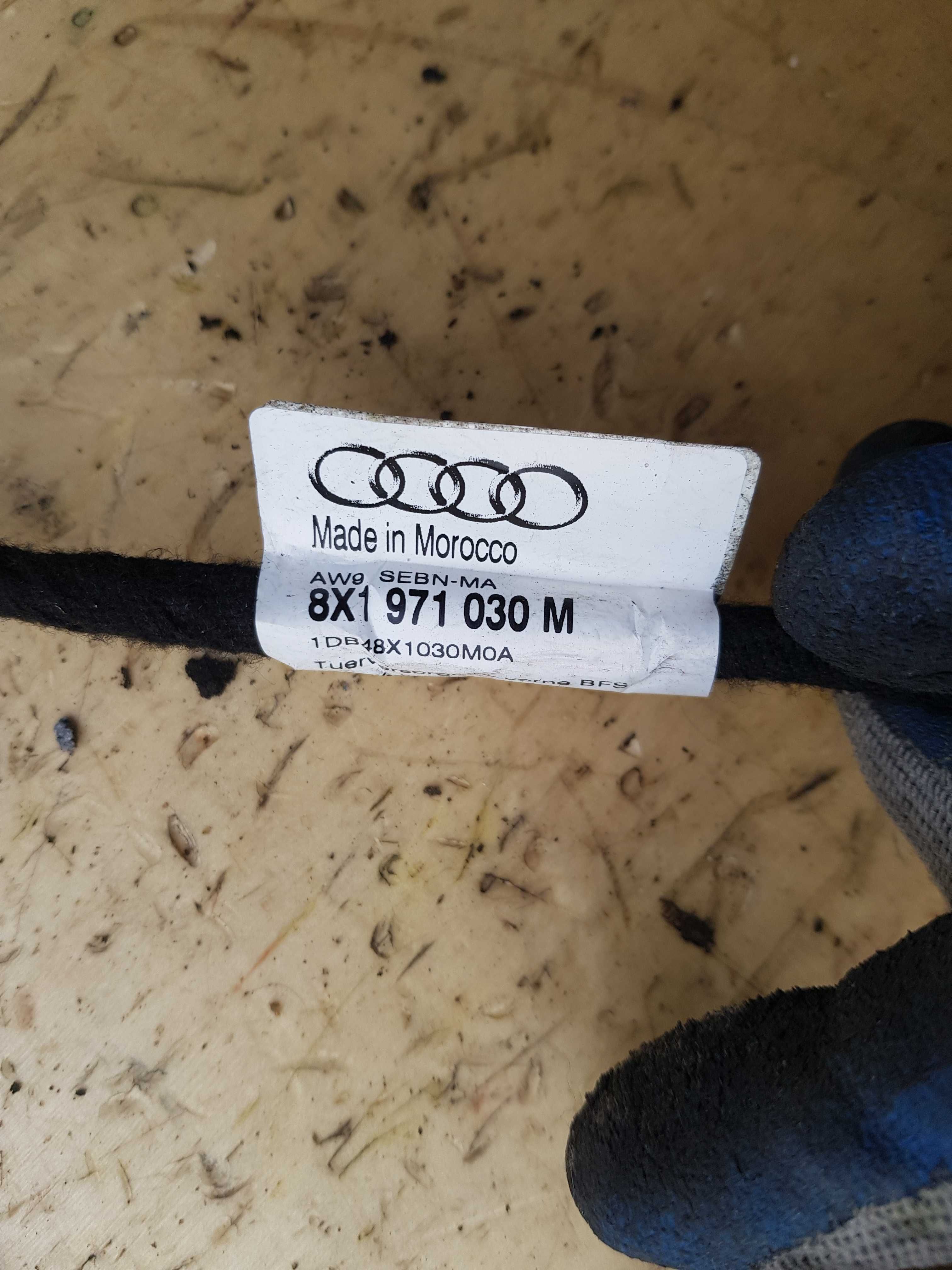 Audi A1 1.0 2018r 5D 8X0 8X wiązka drzwi prawy przód