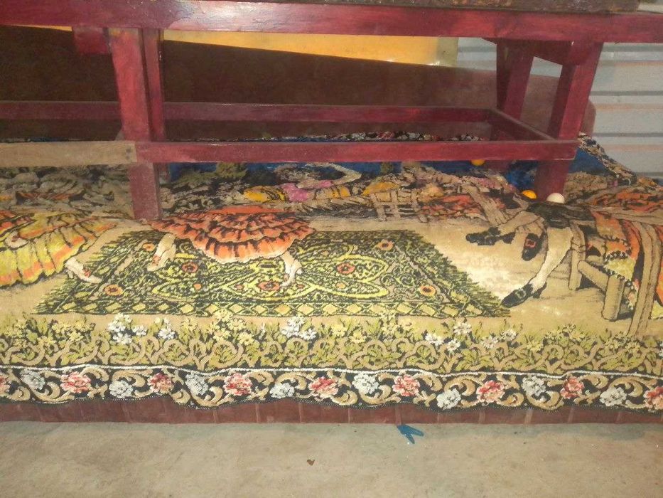 Віддам безкоштовно диван соф борщагівка