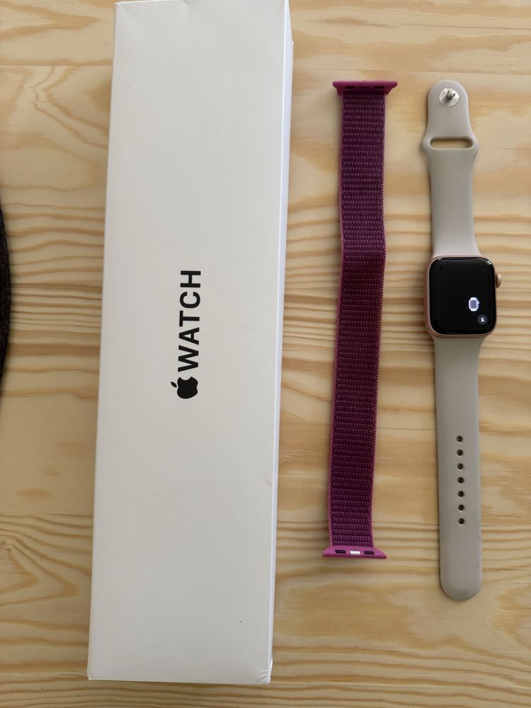 Apple Watch SE Cellular Gold I gen