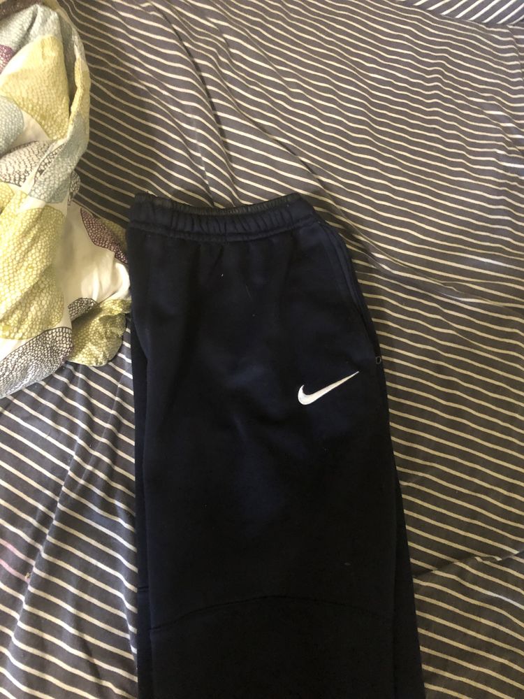 Продам стильные штаны NIKE DRY-FIT