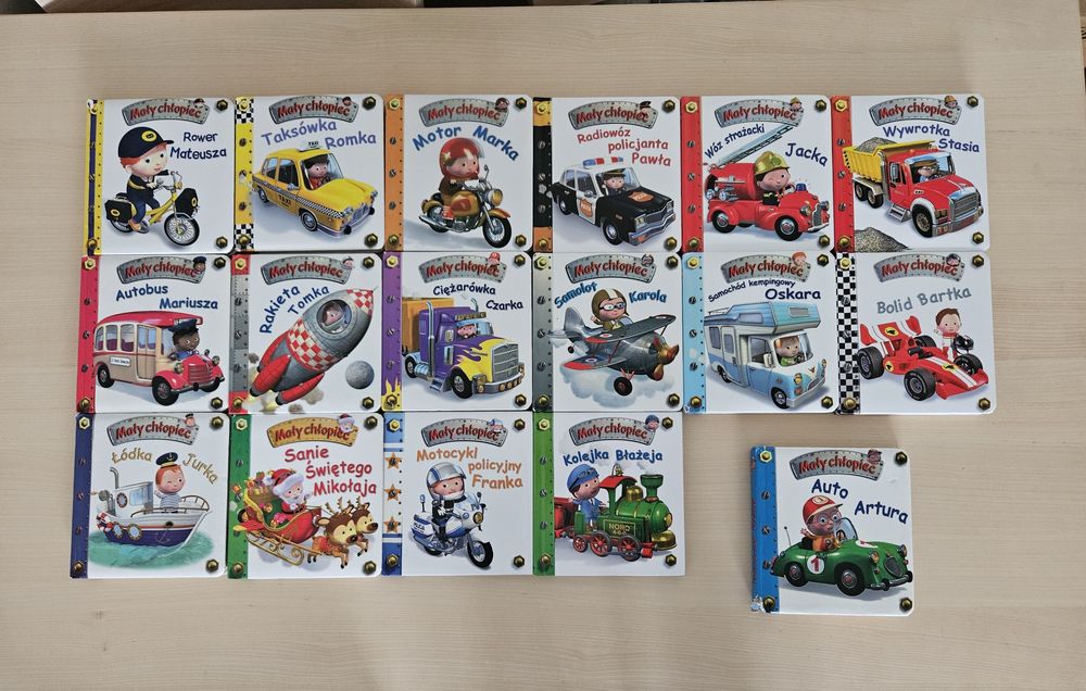 Zestaw 16 książek, książeczek dla dzieci z serii Mały chłopiec + 1 gra