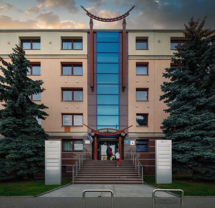 Wynajmę mały lokal biurowy w BCB