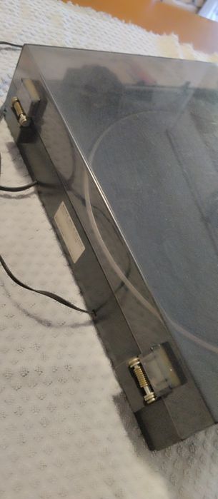Gira discos SONY como novo