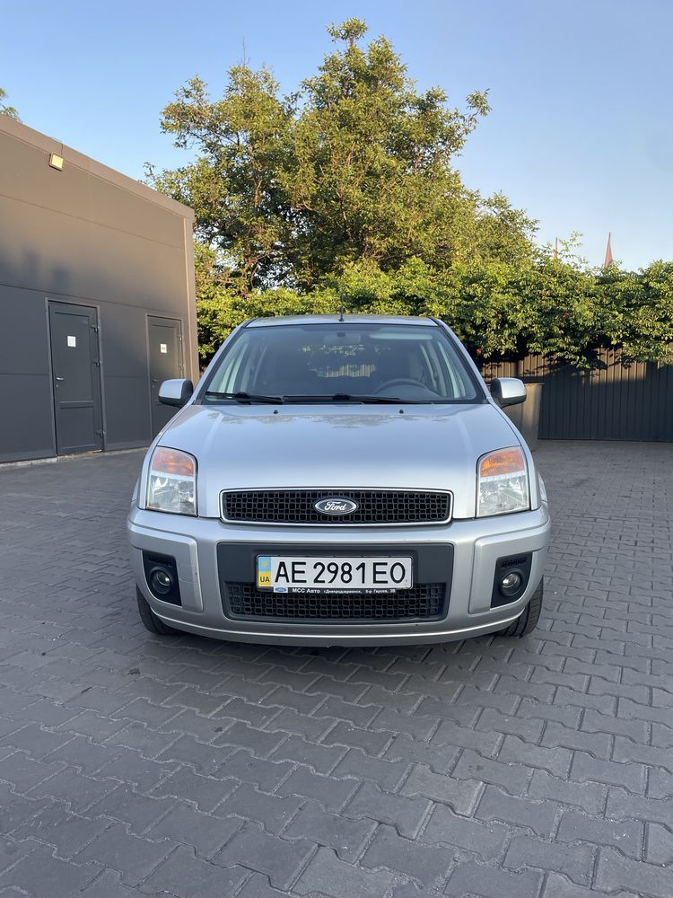 Продам Ford fusion 2011 автомат