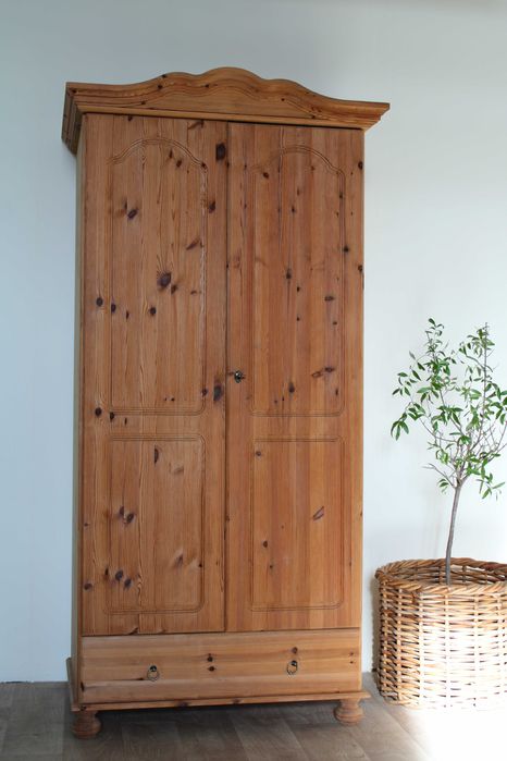 Komoda szafa sosnowa drewniana farmhouse rustykalna wiejska boho