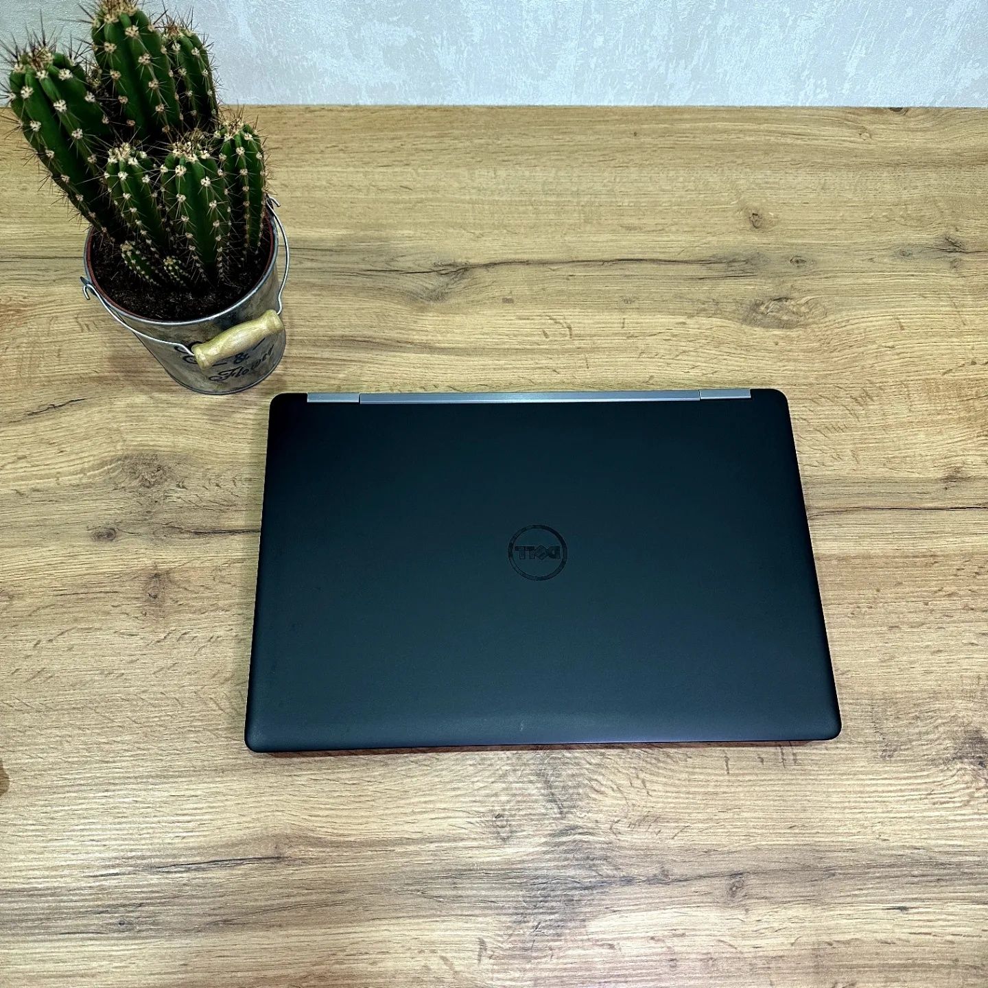 Ноутбук Dell Latitude E5570 | RAM 8 Gb | 256 Gb SSD пам'яті