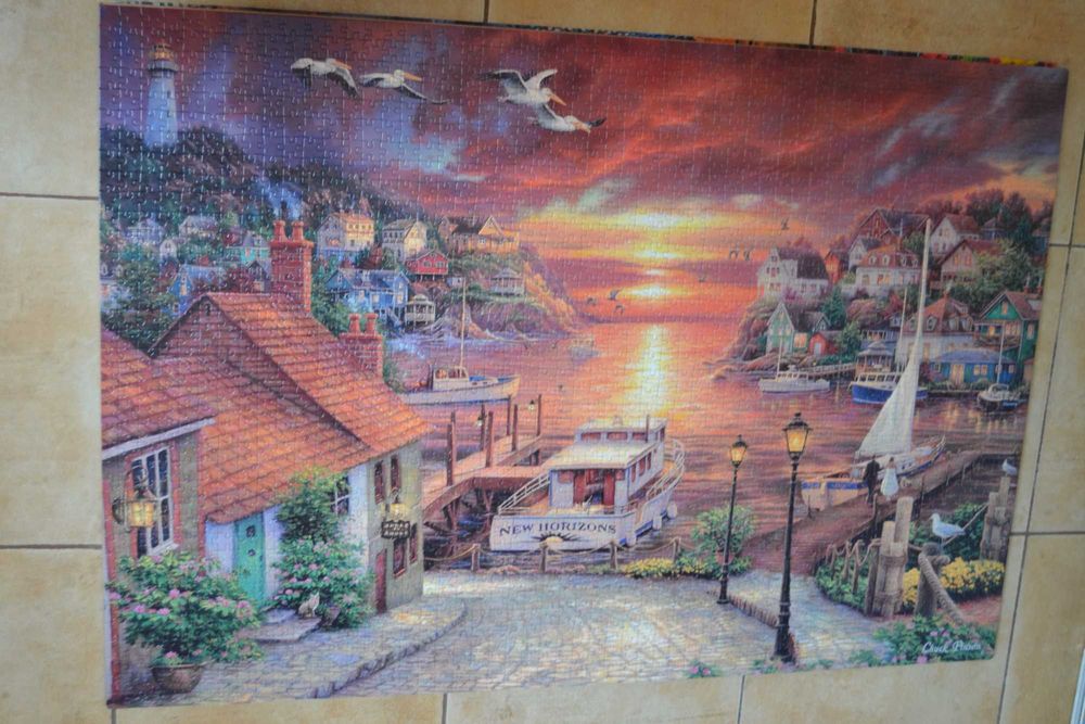 Vários puzzles 2000pcs montados