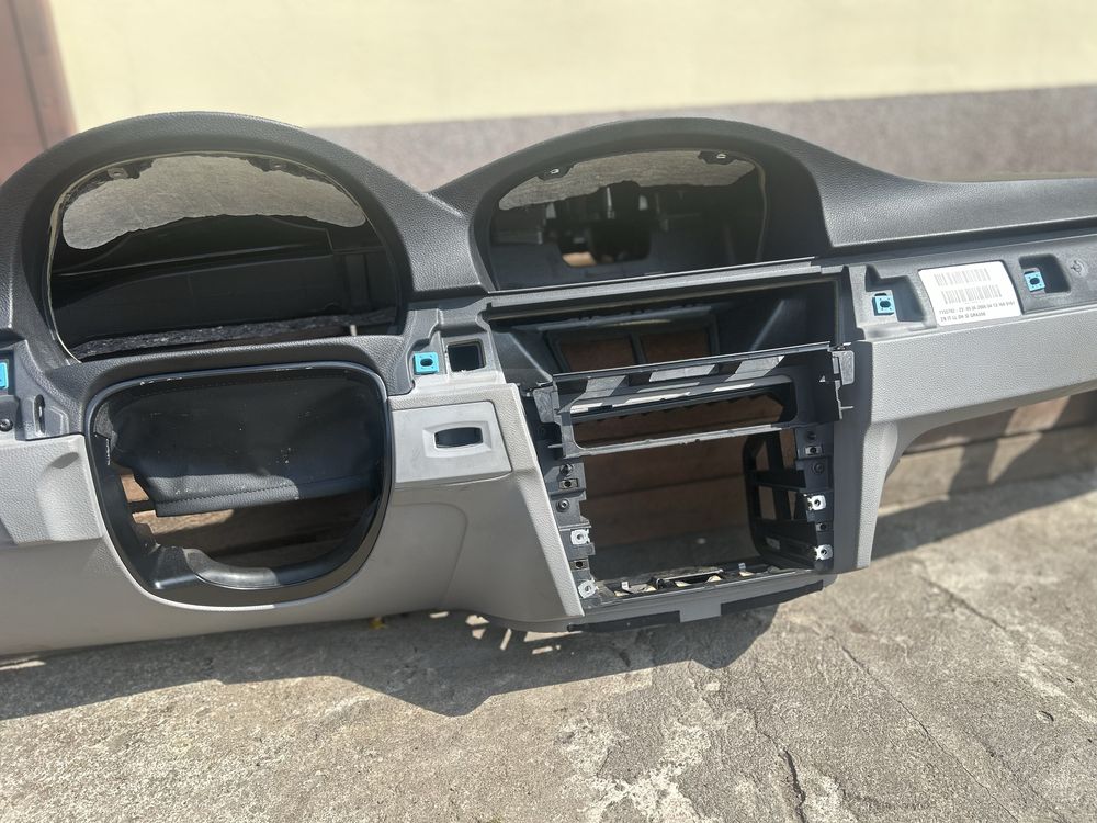 Deska rozdzielcza bmw e90 e91 kokpit pulpit szara wysylka sprawna