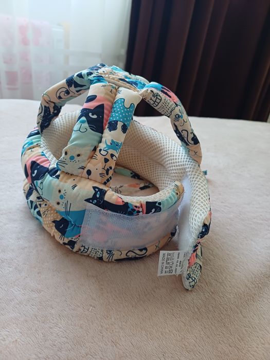 Дитячий захисний шолом від падіння