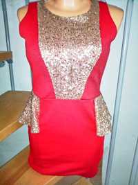 Sukienka czerwona z baskinką, cekiny