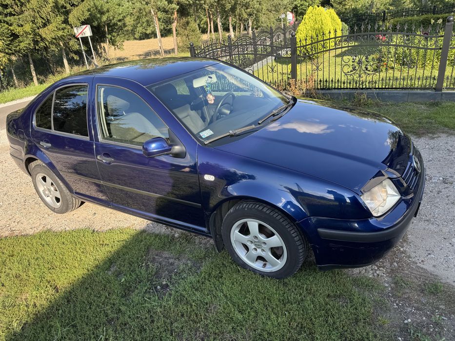 Sprzedam VW Bore 1.9TDI z 2004r.