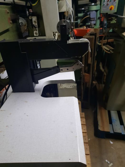 Máquina de meter fita Comelz