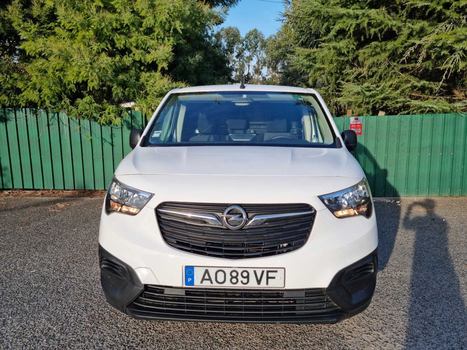 OPEL Combo Cargo Diesel 1.5 CDTi L1H1 Enjoy 4d, 3 Lugares COM GARANTIA