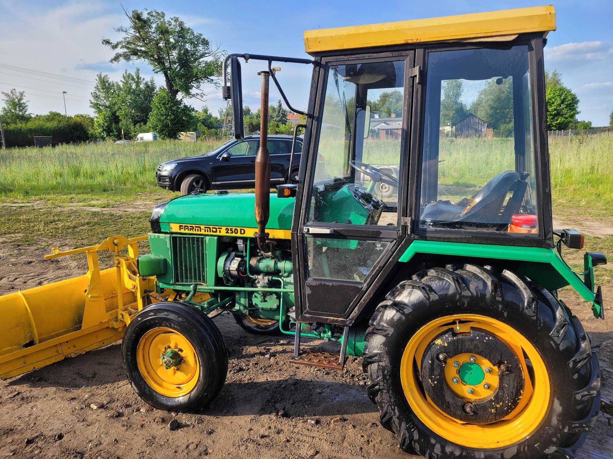 Ciągnik rolniczy Farm-Mot 250 D sprzedam lub zamienię na quada