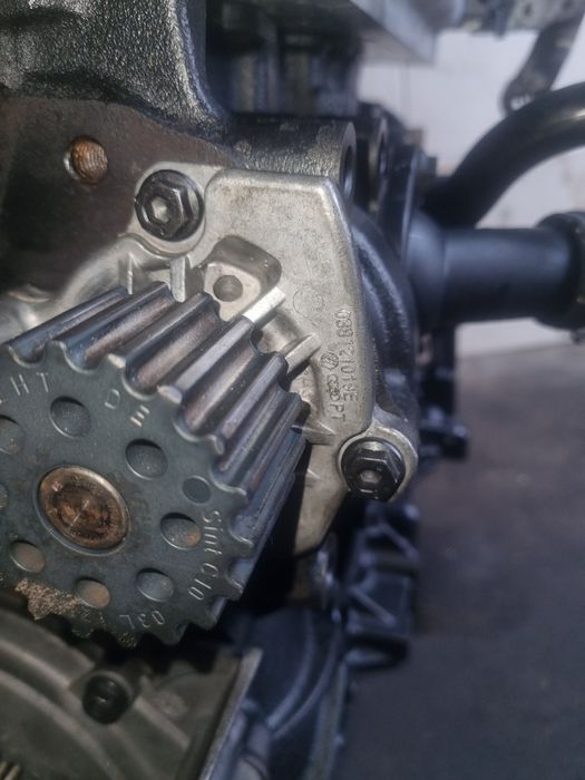 Мотор двигун 2.0тді. CBA  CBD CBB 103kw.в. двигатель Volkswagen b6 200