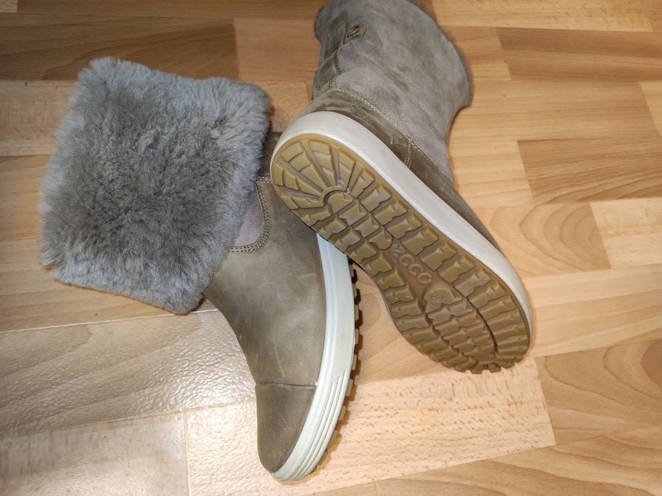 ЕССО, 38р. чоботи, черевики, наруральне хутро