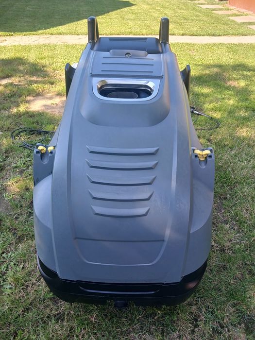 Мийка високого тиску Karcher nds професійний