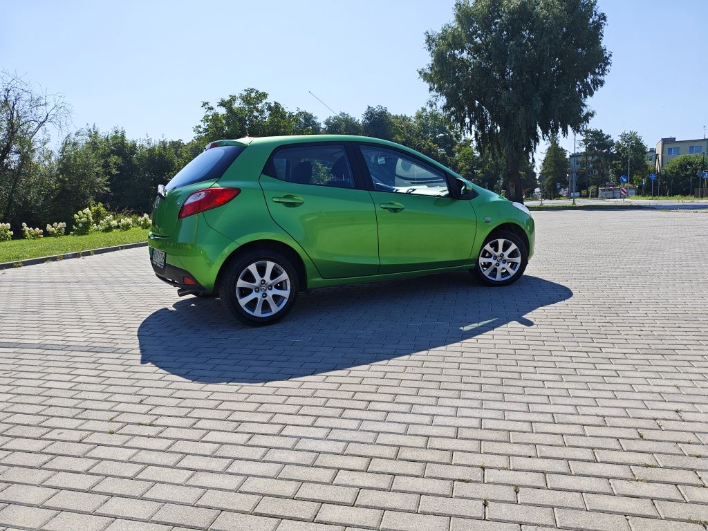 Sprzedam Mazda 2 z instalacją LPG. Super autko!