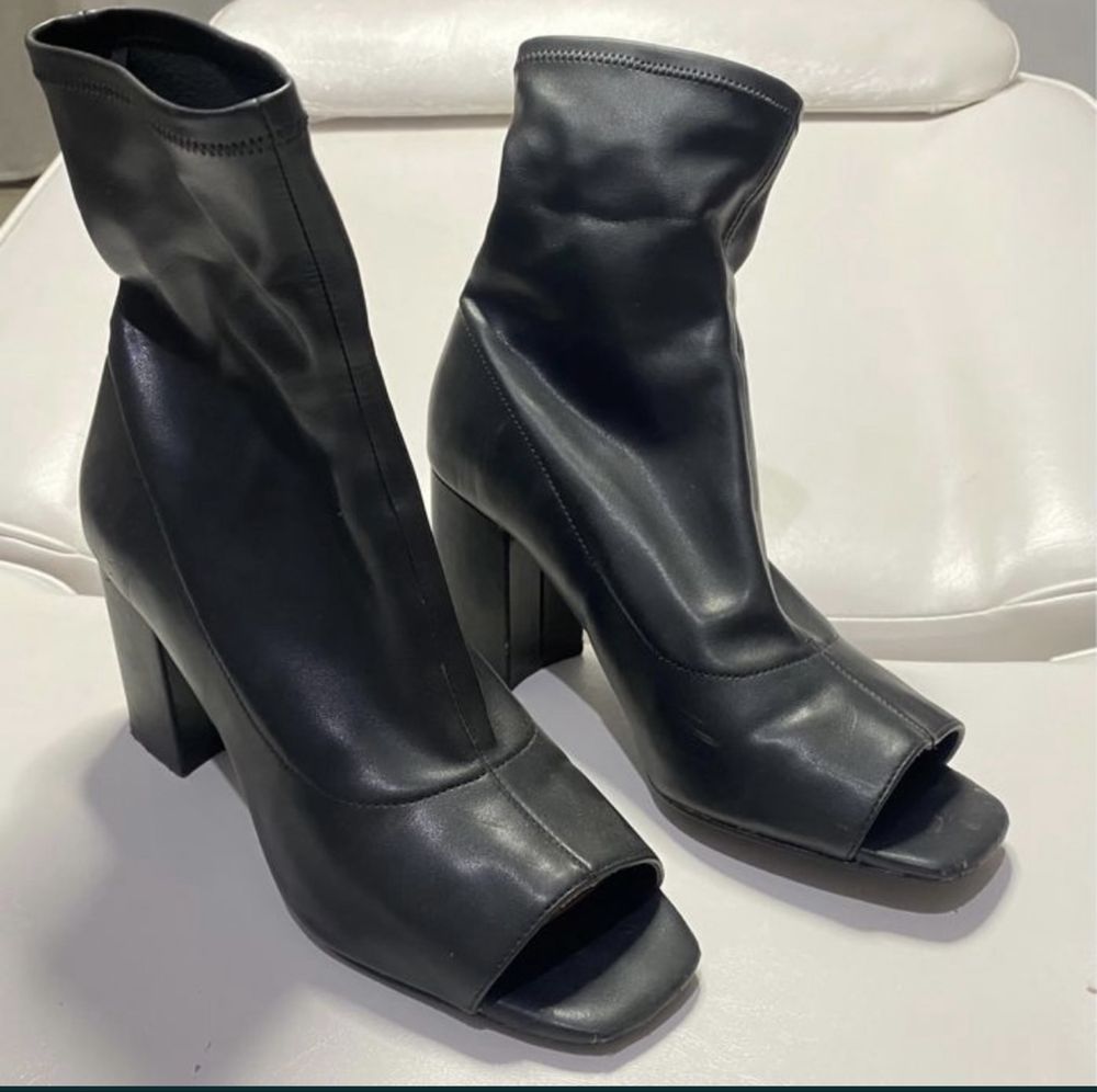 Botas ZARA numero 37