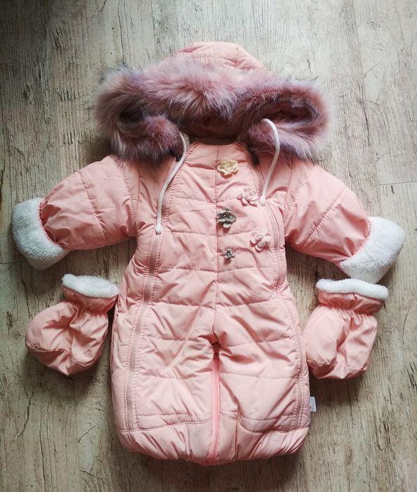 Комбинезон зимний от 0-1,5 года.