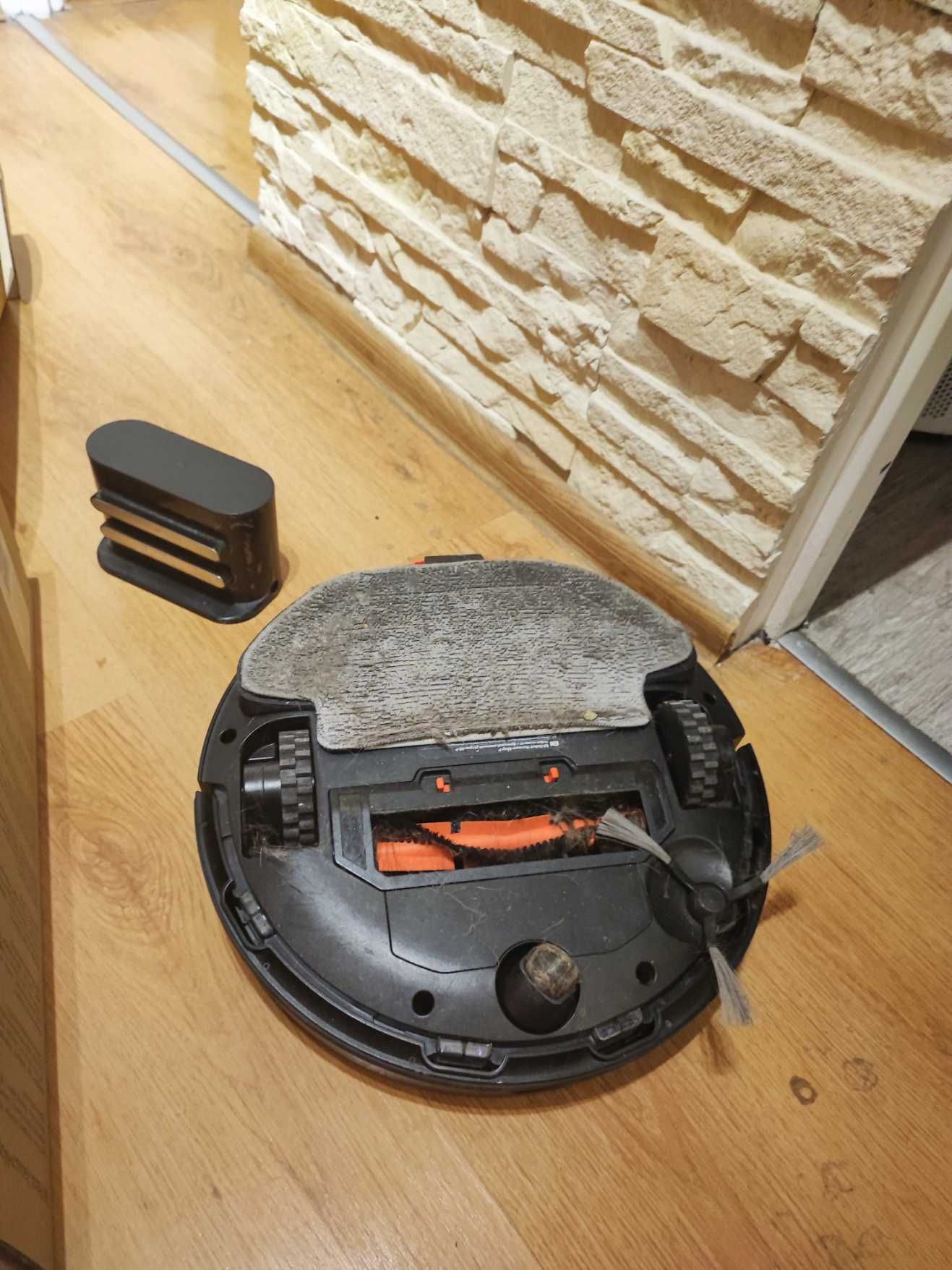 Xiaomi Mi Robot Vacuum Mop Pro Black