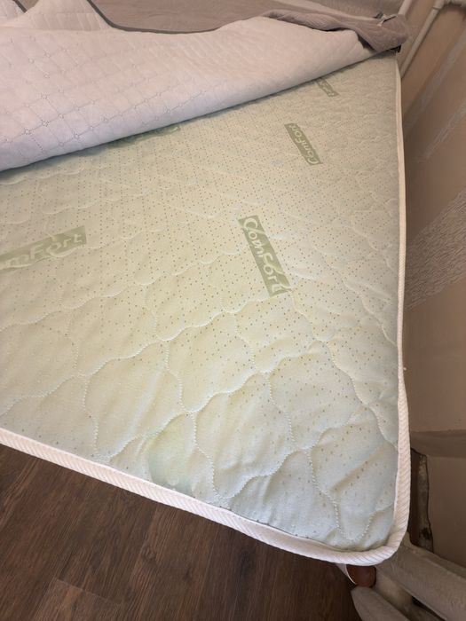 Кровать двухспальная