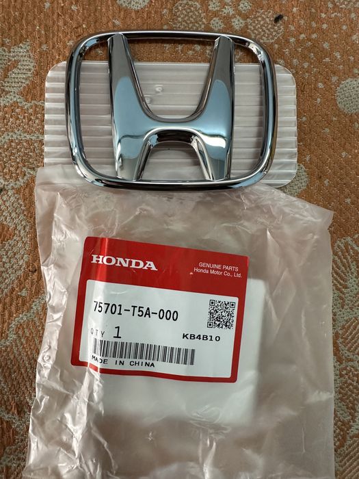 Оригенальный значёк логотип Honda Crv 2023-24