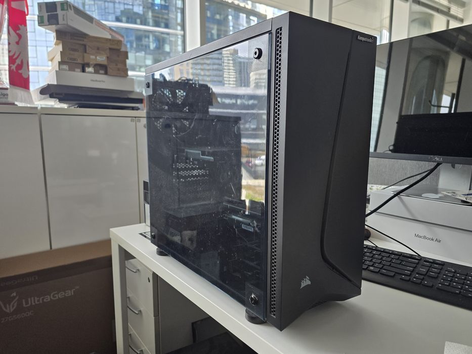 Komputer Komputronik i5-8400 / 16 GB / SSD 250 GB / GTX 1050 Ti + M