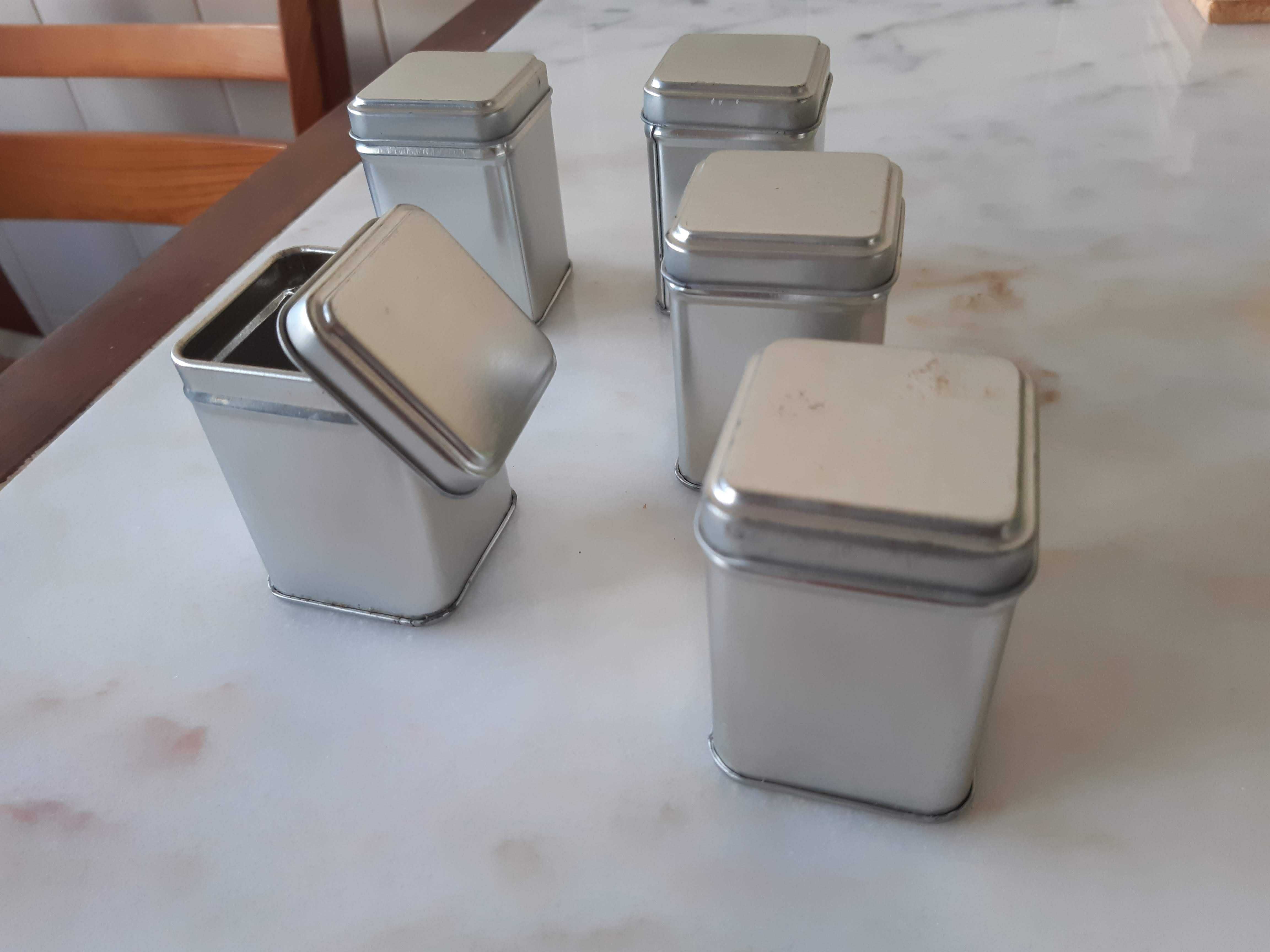 Conjunto 5 latas, nunca usadas