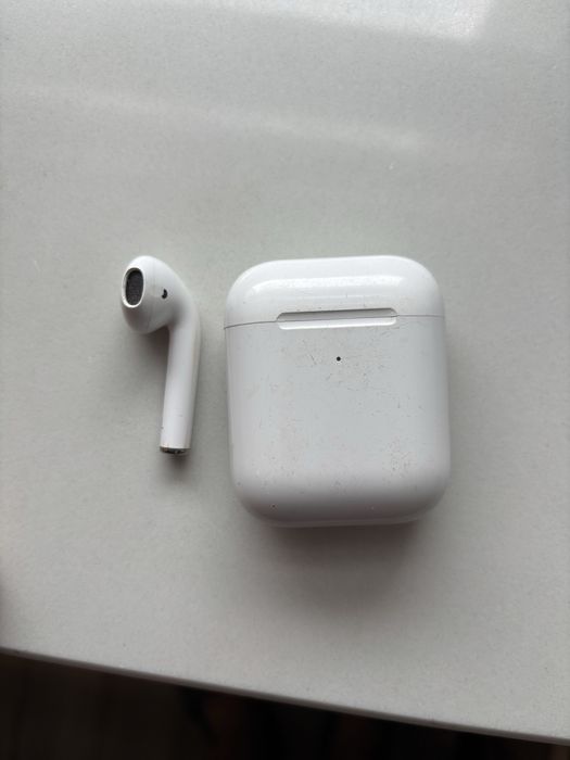 Słuchawka Airpods 2 lewa z etui