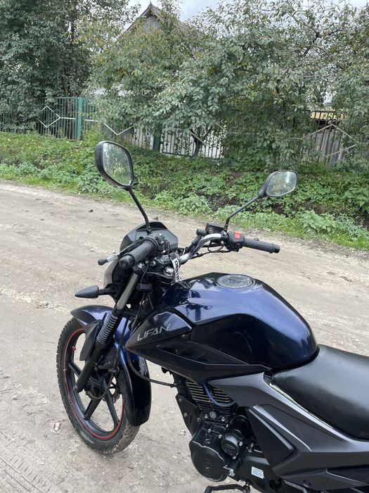 Продам чудовий мотоцикл ліфан 150