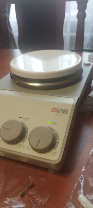 Mieszadło magnetyczne z grzaniem MS-H-S DLAB, jak nowe