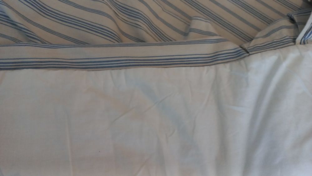 Colcha em tecido de sarja