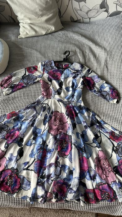 Плаття вечірнє-легке