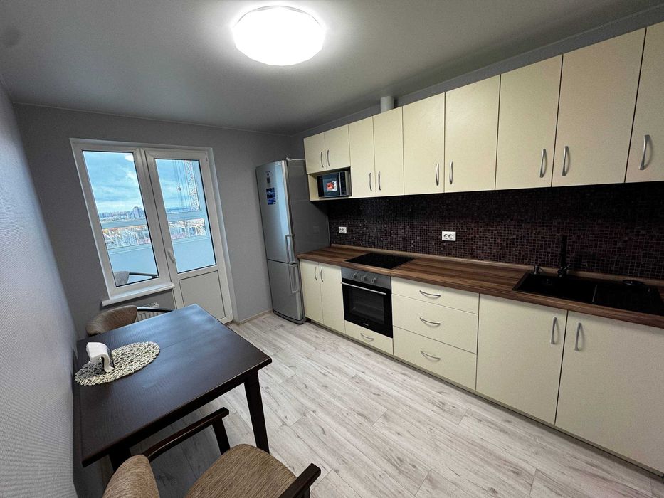 Однокімнатна кв-ра в ЖК "Атлант на Озерній" Новосілки, ПЕРША ЗДАЧА 41м