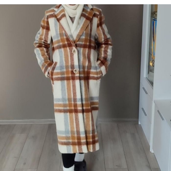 Пальто S,М стильне тепле